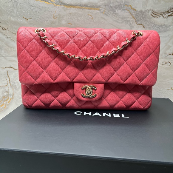 #055000XB Medium Chanel Classic Flap - Picture 2 of 7